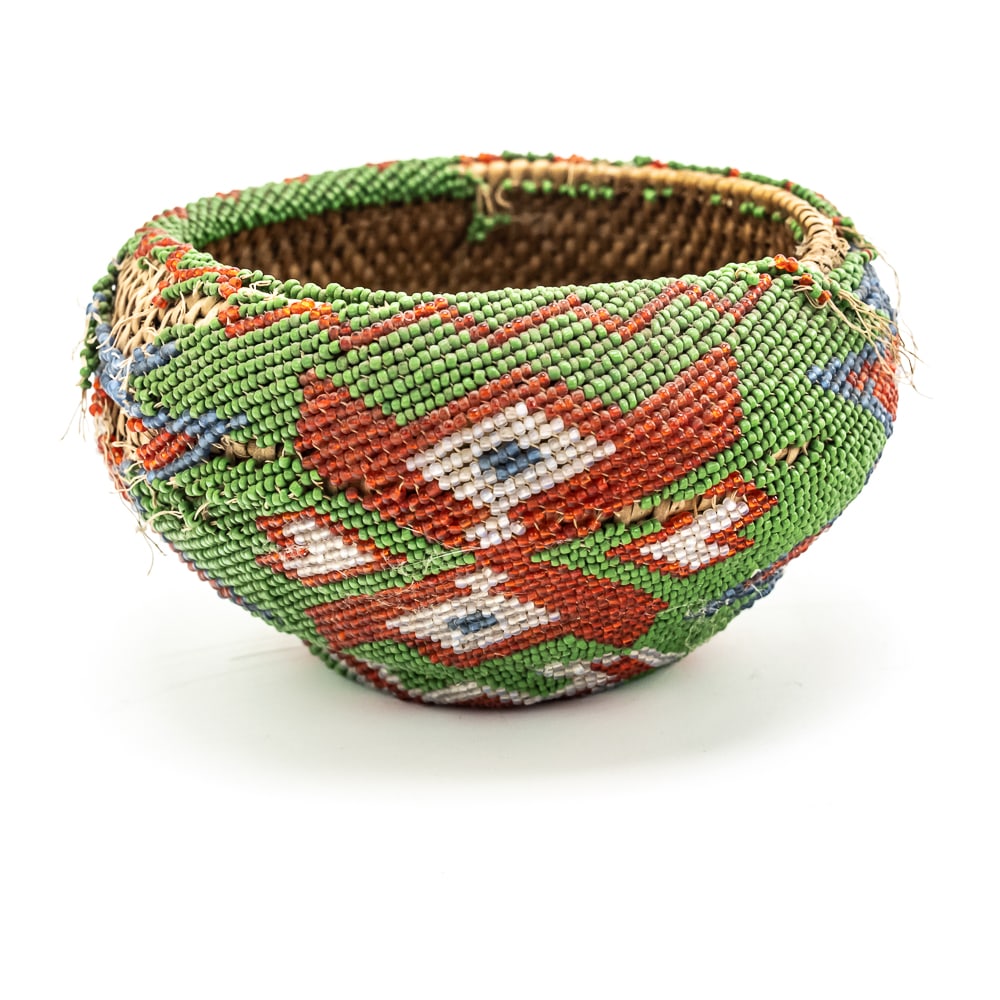 1920s Paiute Beaded Basket - 7