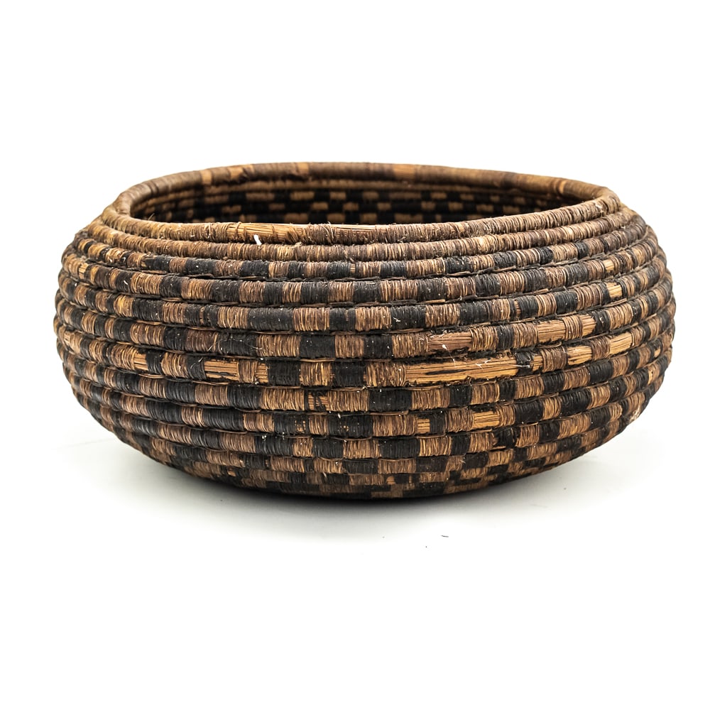 1900s Pomo? Basket - 4