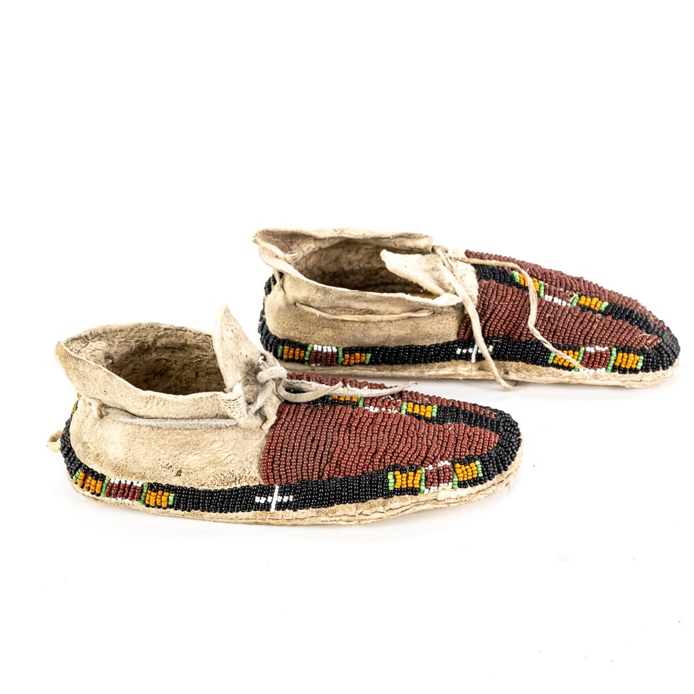 5pc Antique Beaded Native Moccasins - 10