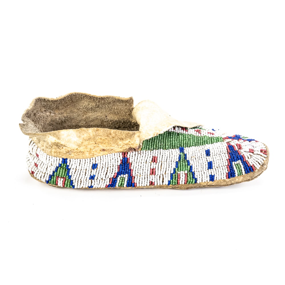 Sioux Beaded Hide Moccasins Pair - 10