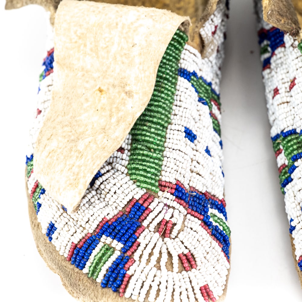 Sioux Beaded Hide Moccasins Pair - 2
