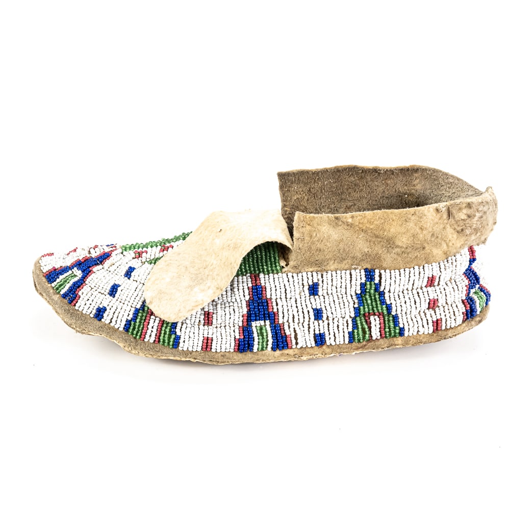 Sioux Beaded Hide Moccasins Pair - 8