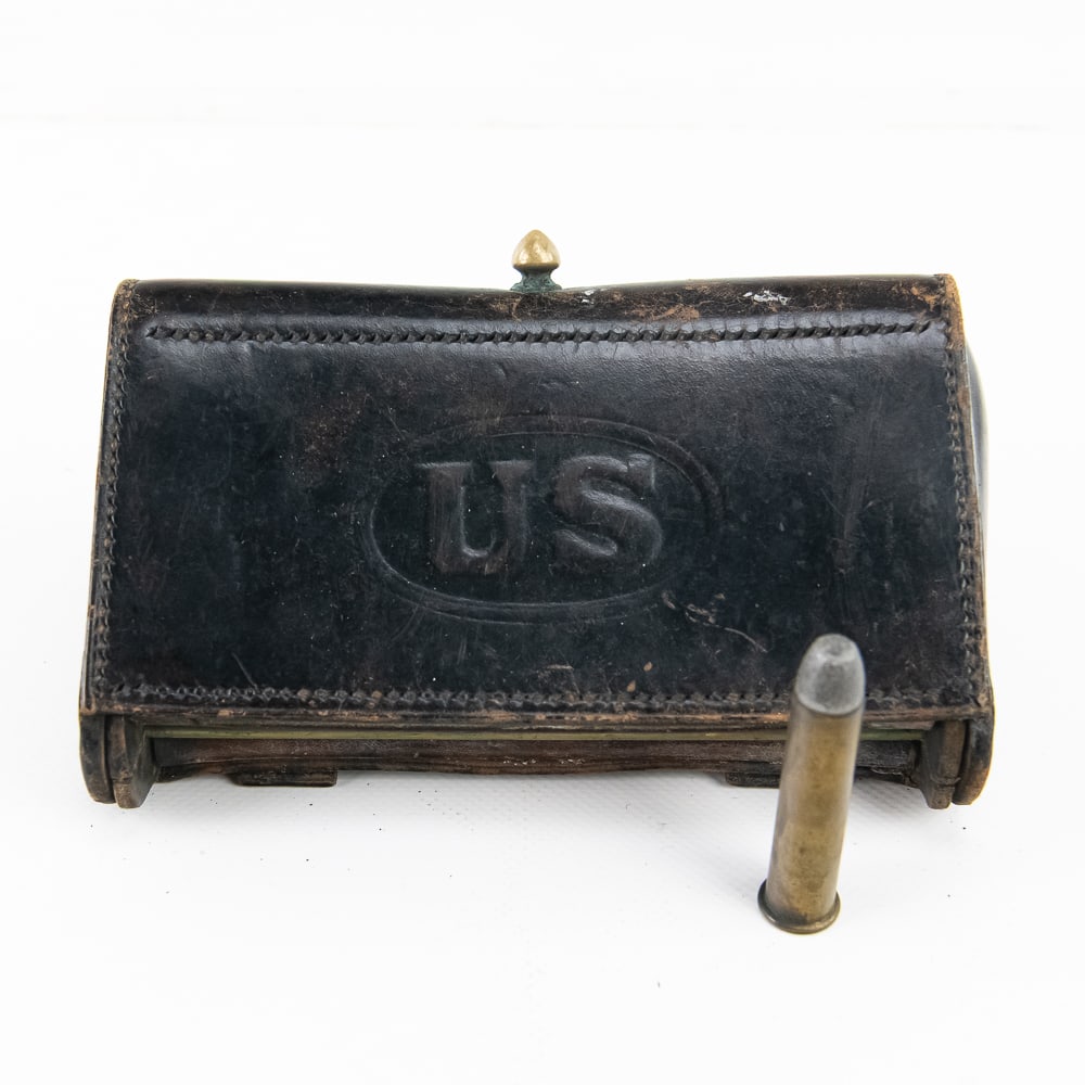 *U.S. Indian War McKeever Cartr Box, Live 45-70: *Cannot sell 45-70 live round to Illinois residents without valid FOID Card. Authentic U.S. Model 1874 McKeever patent cartridge box, the definitive "clamshell" design utilized by the U.S. Army