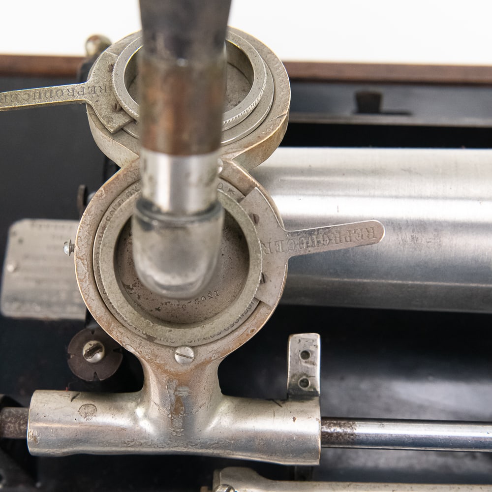2 Latch Edison Standard Polyphone - 6