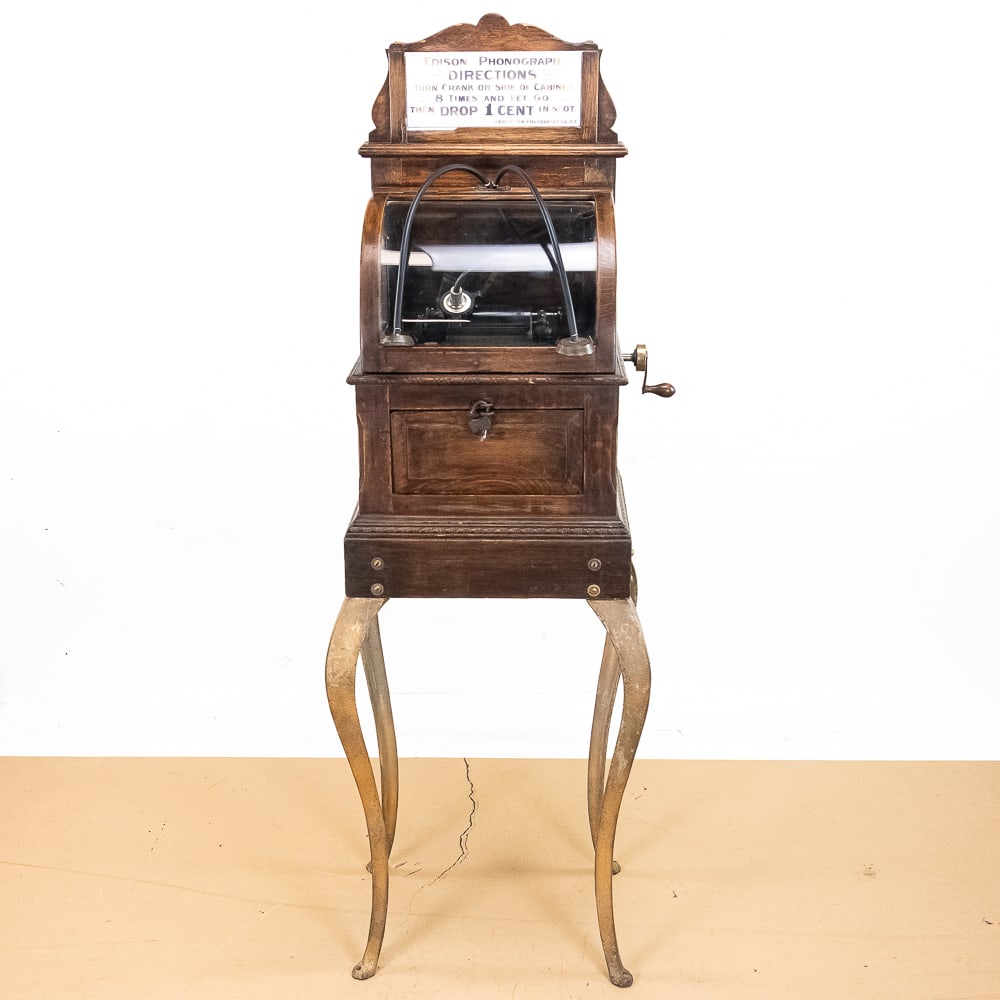 Manhattan Coin Op Cylinder Phonograph: 77120 Manhattan Coin Op Cylinder PhonographThe Manhattan Phonograph Company was an early 20th-century American manufacturer based at 202 Broadway in New York, best known for producing coin operated ph