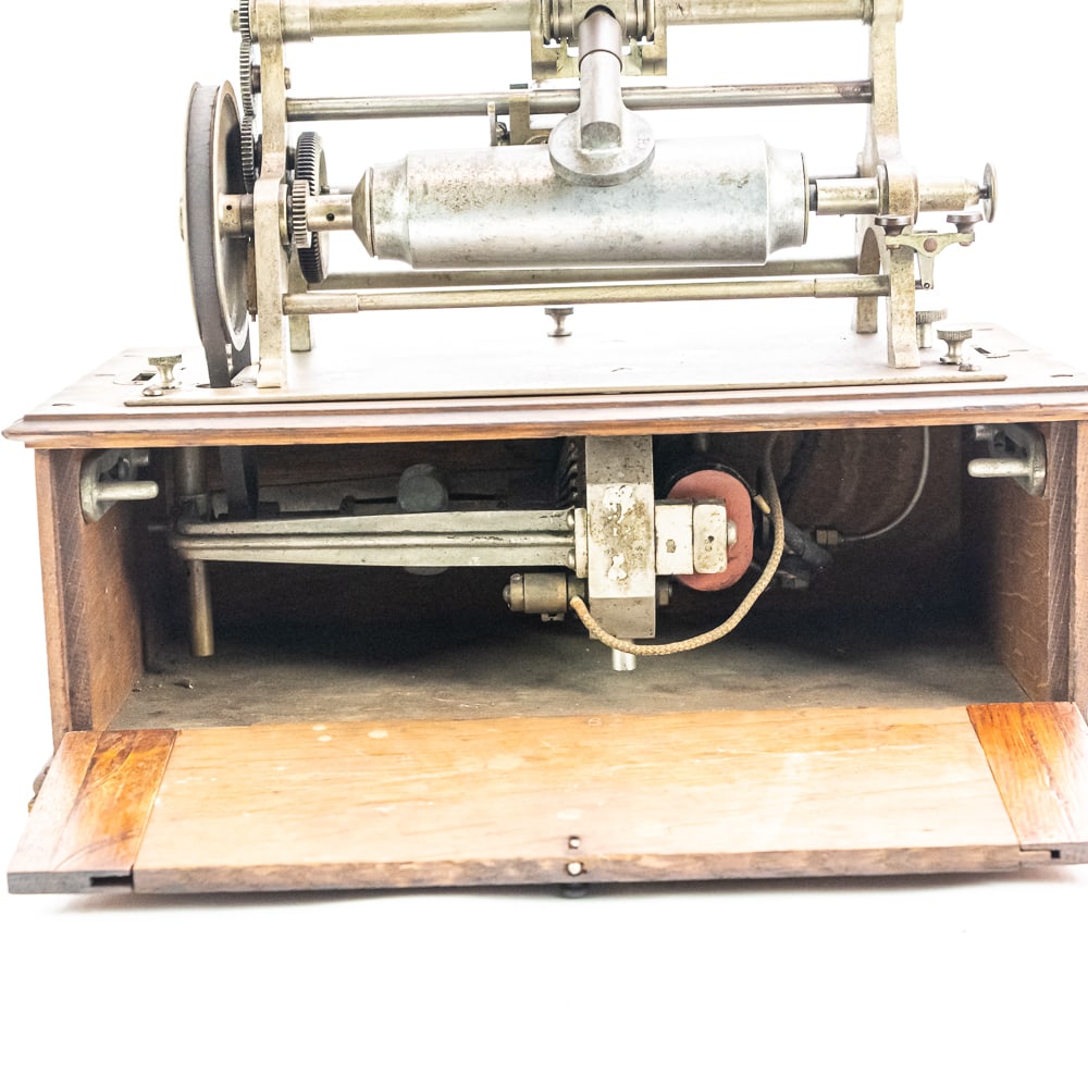 American Graphophone Type I Electric Phonograph - 16