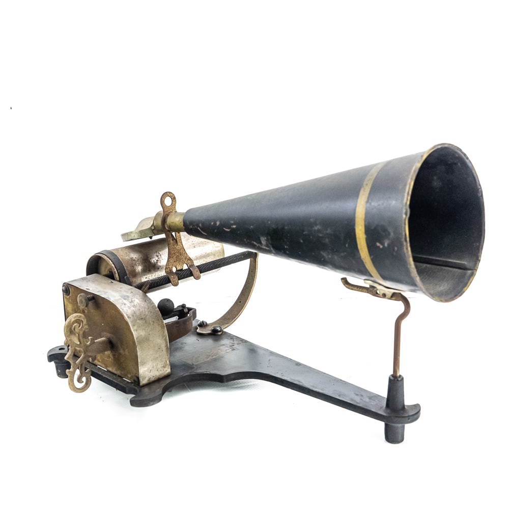 Columbia AQ Cylinder Phonograph: The Columbia Type AQ "Trivet" Graphophone was introduced by the Columbia Phonograph Company in 1904 for just $5. Today, it is highly sought after by collectors due to its short production run and
