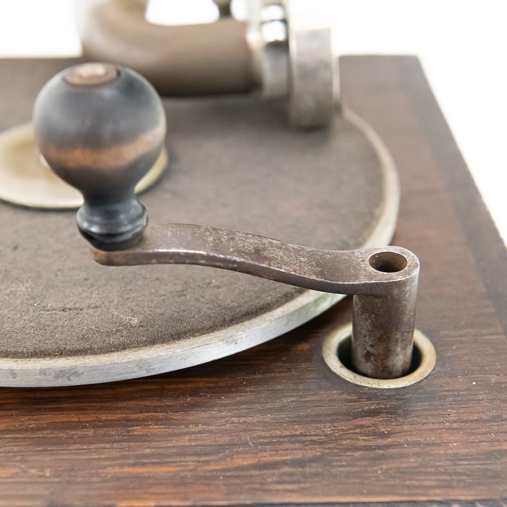 Columbia Type AJ Disc Graphophone - 9