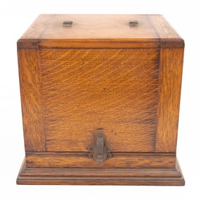 Oak Berliner Phonograph Record Storage Case.