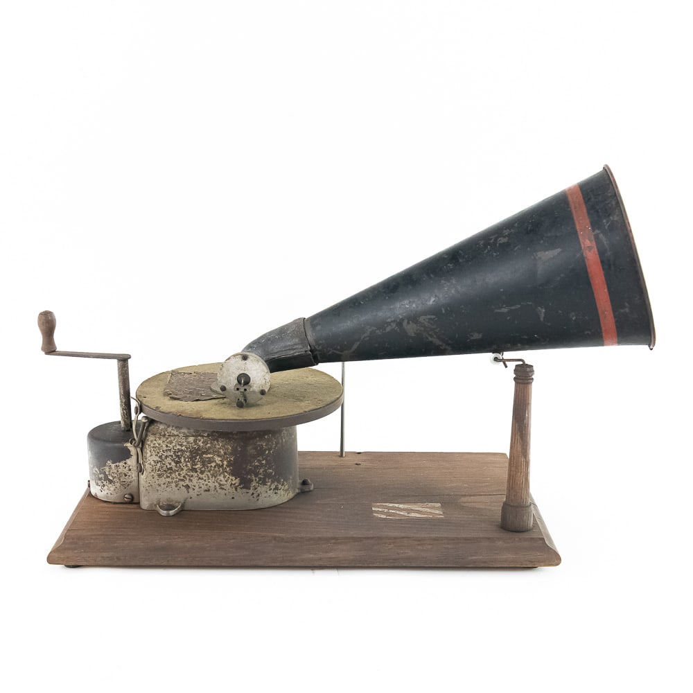 Berliner JS Disc Phonograph - 2