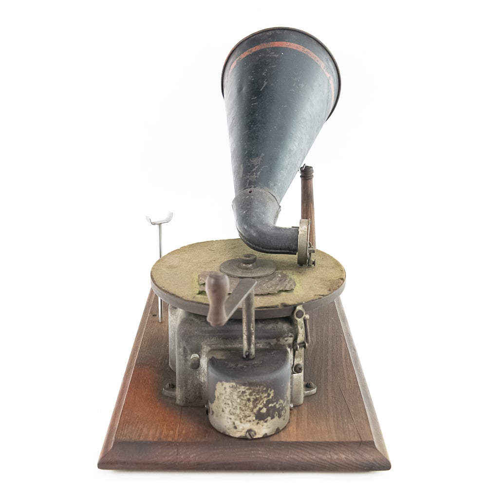Berliner JS Disc Phonograph - 7
