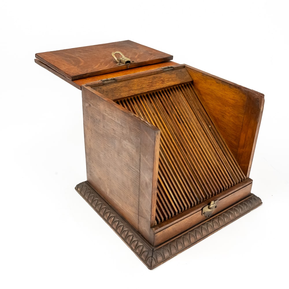 Oak 7" Berliner Disc Record Storage Box - 2