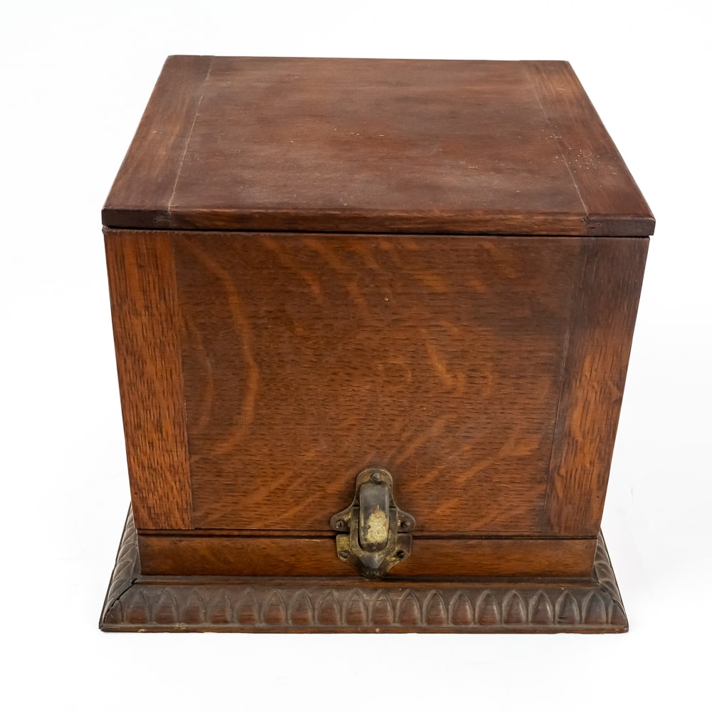 Oak 7" Berliner Disc Record Storage Box - 3