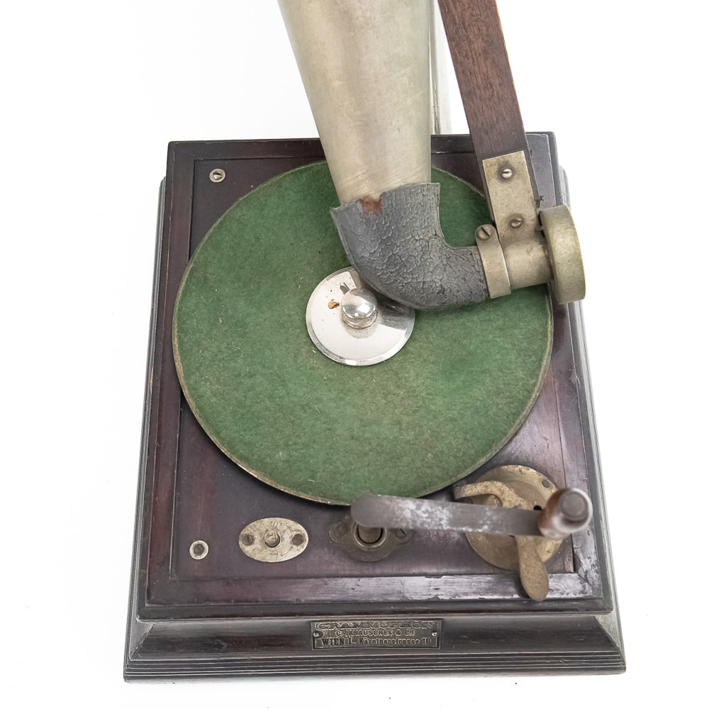 German Berliner Disc Phonograph - 7