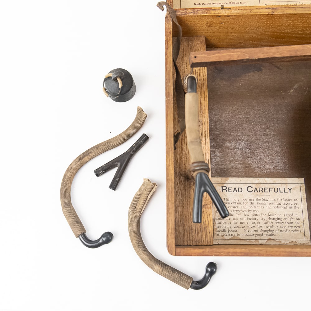 U.S. Talking Machine Hand Wind Phonograph - 6
