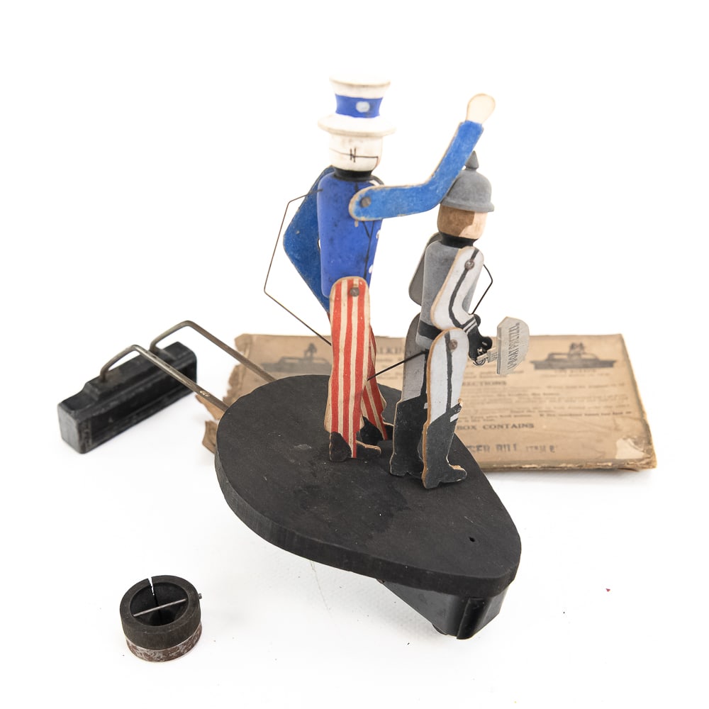 Uncle Sam & Kaiser Bill Dancing Phonograph Toy (1 of 10)