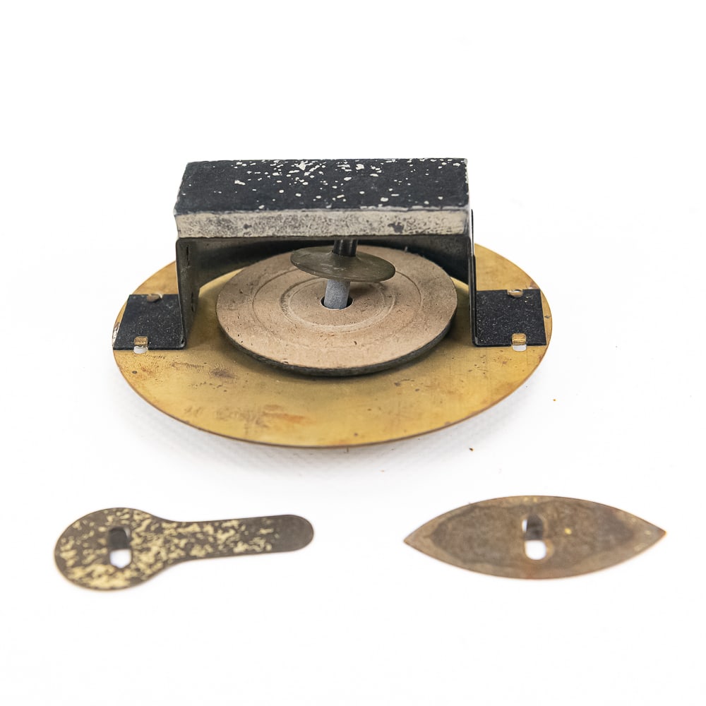 The Tango 2 Phonograph Dancing Toy - 5