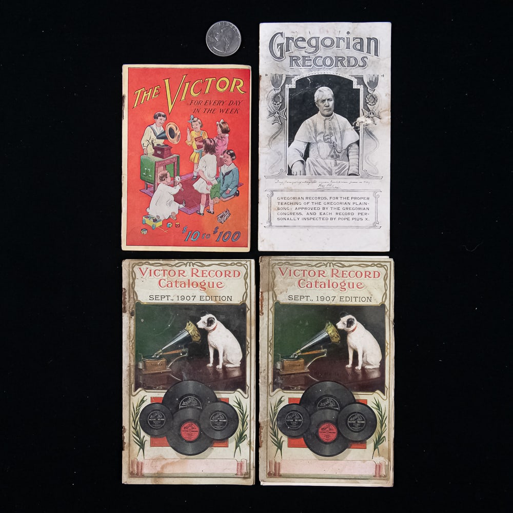 1907 Victor & Gregorian Record Catalogs: Four complete early 20th-century paper booklets from the Victor Talking Machine Co. of Camden, New Jersey, offering a fascinating look into the Golden Age of disc recording. The grouping includes two
