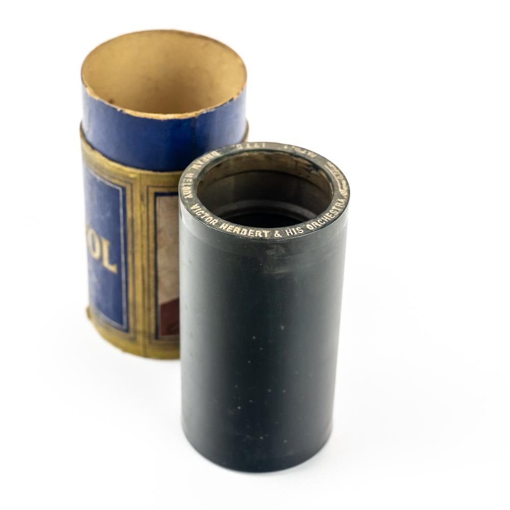 Victor Herbert Cylinder Record 1775: Edison Blue Amberol 1775 Dream Melody by Victor Herbert & His Orchestra in VG condition in incorrect box. From the Allen Koenigsberg collection.