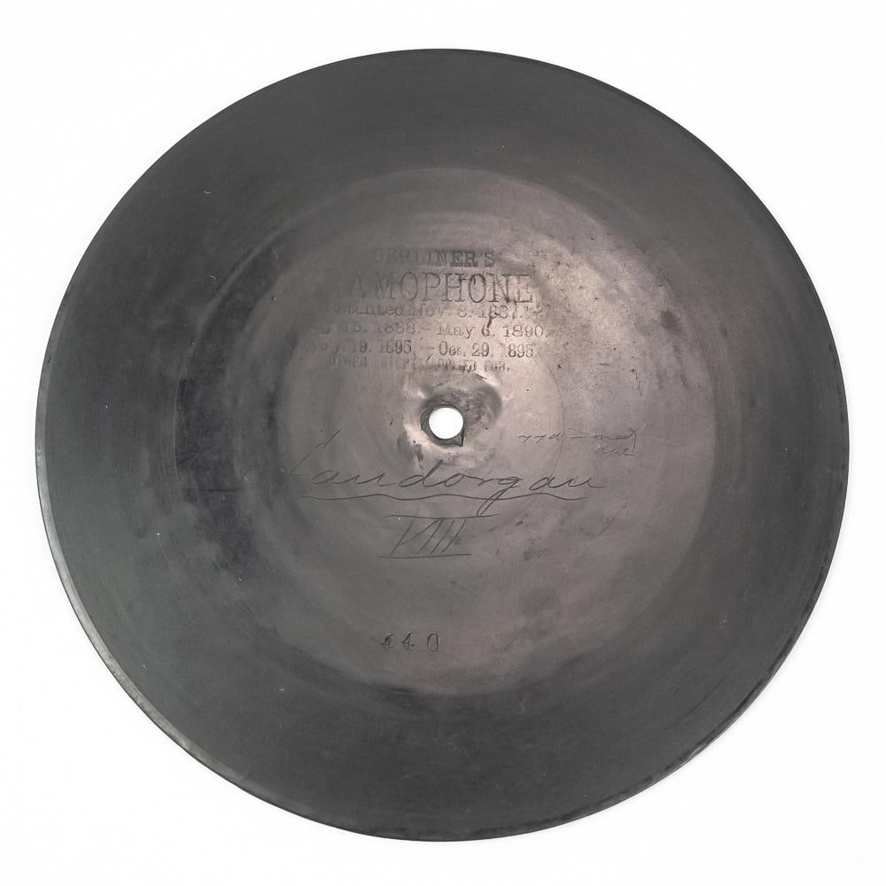 1895 Berliner Gramophone 7" Disc #440 (1 of 4)