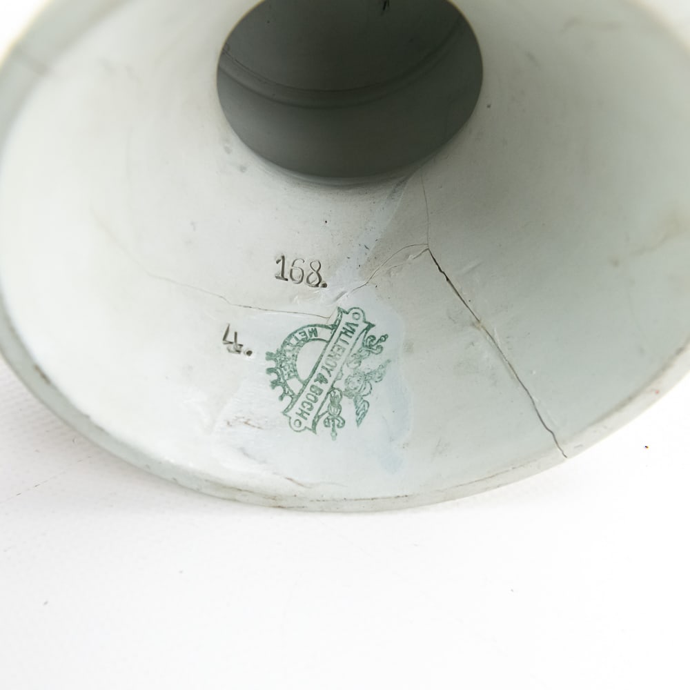Pair Mettlach Pokals - 17
