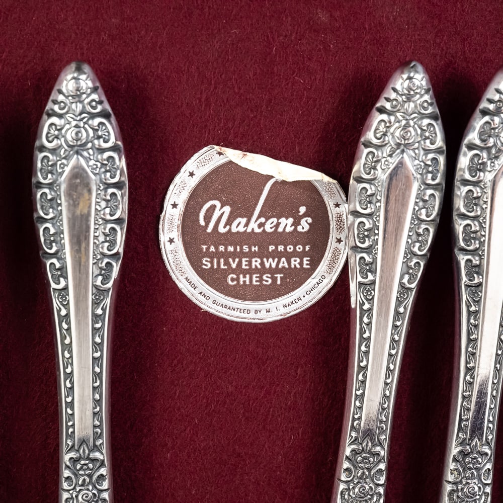 Vintage Naken Box w/Stainless Flatware Set - 3