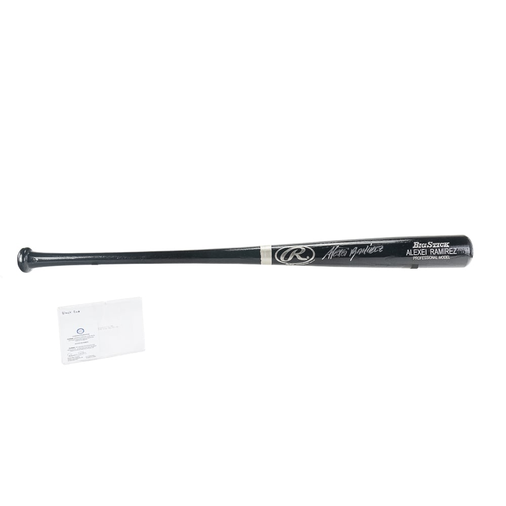 Alexei Ramirez Autographed Rawlings Bat w COA