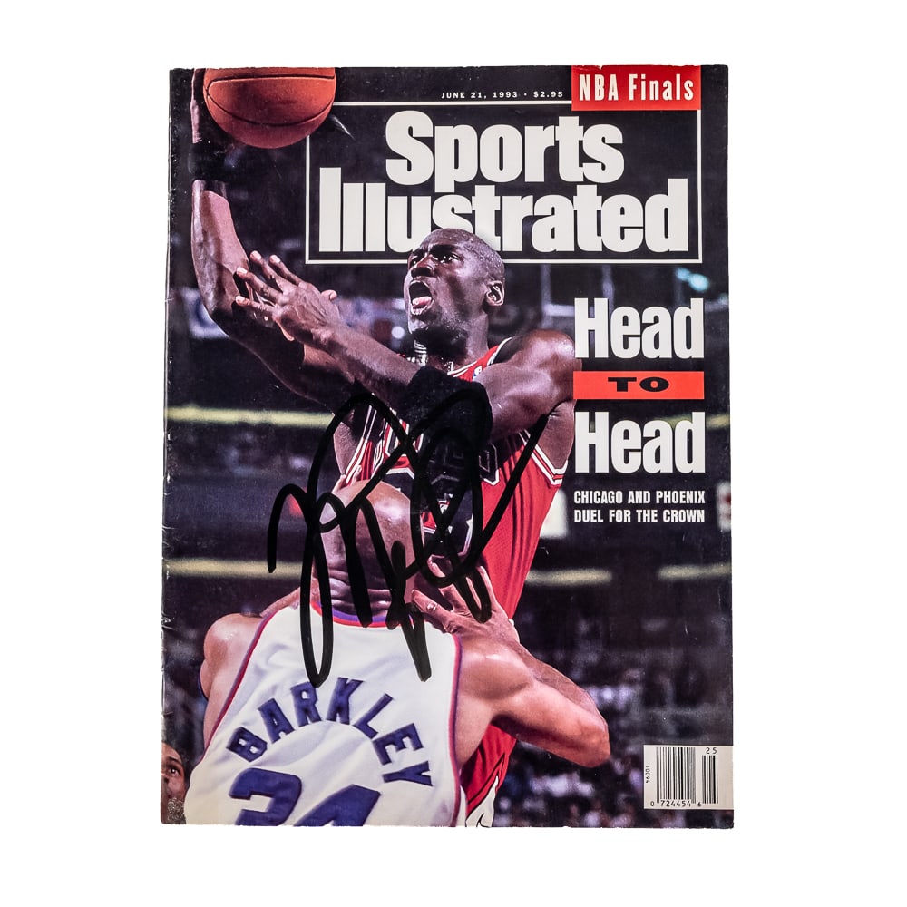 Michael Jordan Autographed Sports Illustrated: Michael Jordan autographed June 21, 1993 Sports Illustrated. Attractive bold beautiful BLACK felt tipped signature; with NO COA. Please use photos to judge condition and bid accordingly