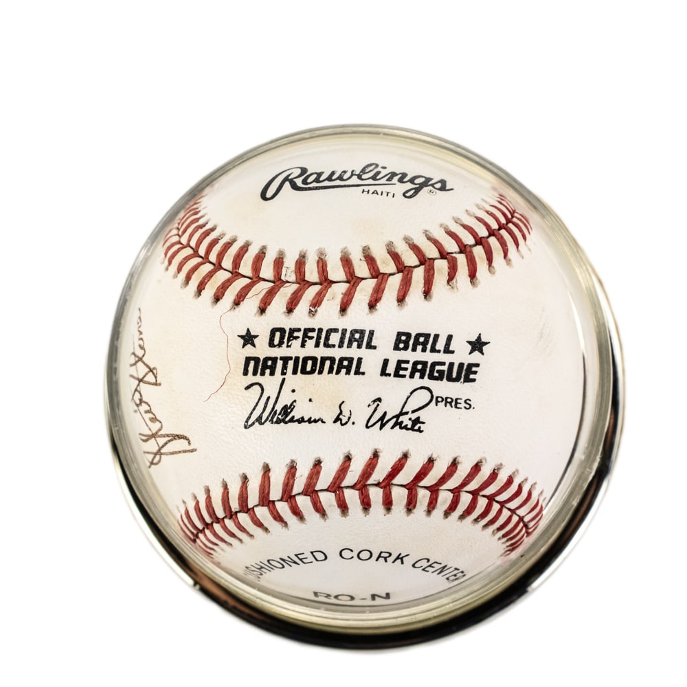 Steve Stone & White Sox Old Timer Signed Baseballs - 12