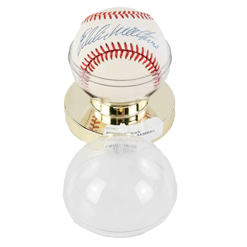 Eddie Mathews Autographed Rawlings NL Baseball: 12 Time All Star, 1957 & 1968 World Series Champion, 2 Time NL Home Run leader Eddie Mathews Autographed Rawlings Official National League A. Giamatti baseball; perfectly accented with bold blue ball