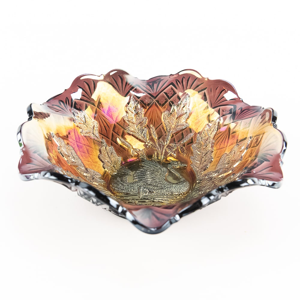 Carnival Millersburg Nesting Swan Ruffled Bowl: Amethyst purple. Very nice radium iridescence and good condition.See photos to judge condition and bid accordingly.9.5 in.