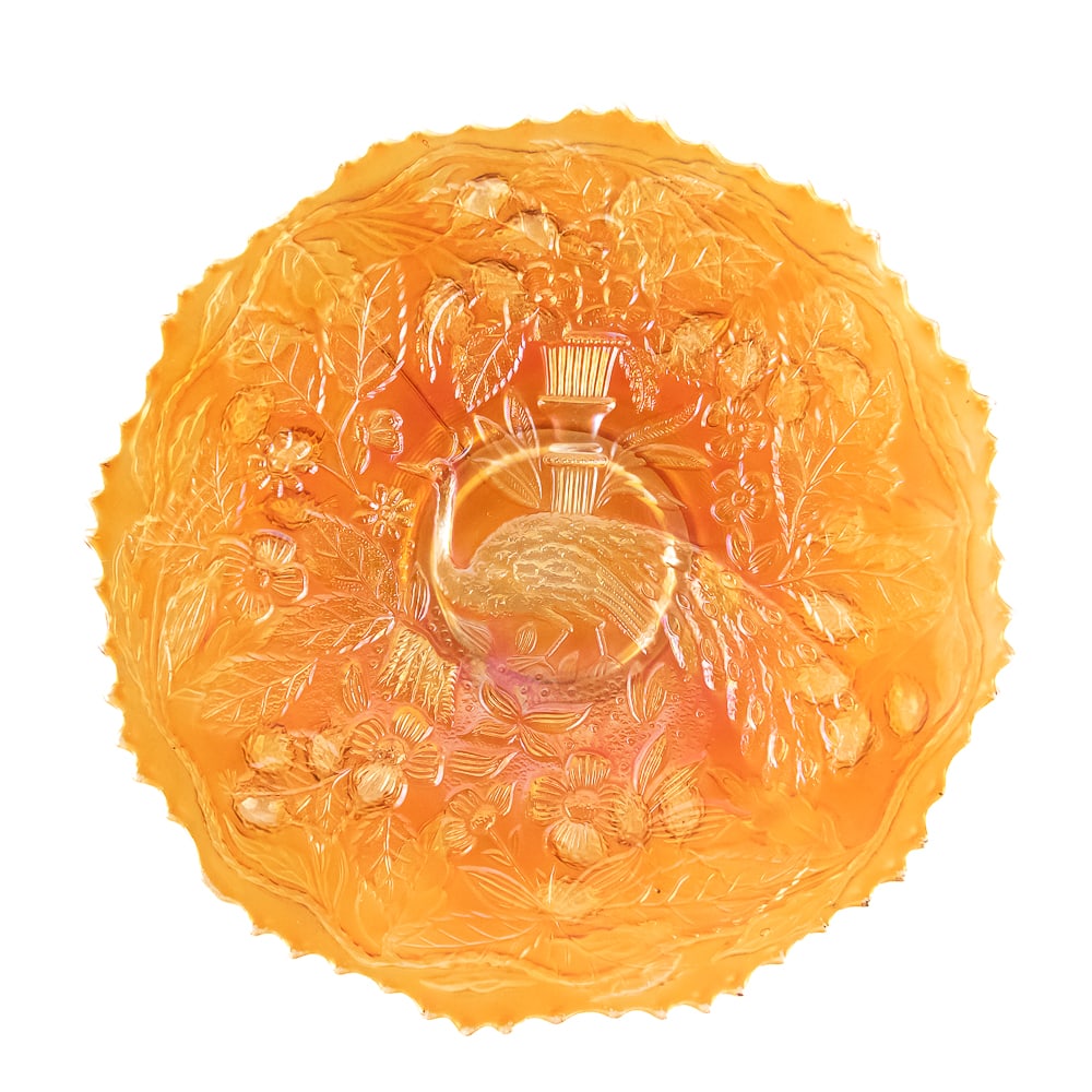 Carnival Glass Fenton Peacock & Urn Plate: Marigold. Features phenomenal iridescence, though it has four or five pulled points between 9 and 10 o'clock.See photos to judge condition and bid accordingly.9.25 in.