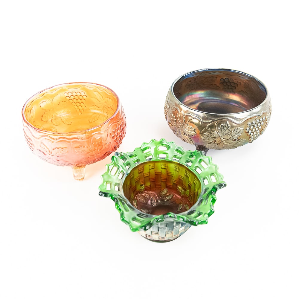Carnival Glass: Fenton 3-Pc Lot: 3-piece lot of Fenton. Vintage fernery in blue with feet (internal straw mark from manufacturing). Vintage fernery in marigold, cupped in (large manufacturing straw mark, no damage). Blackberry open e
