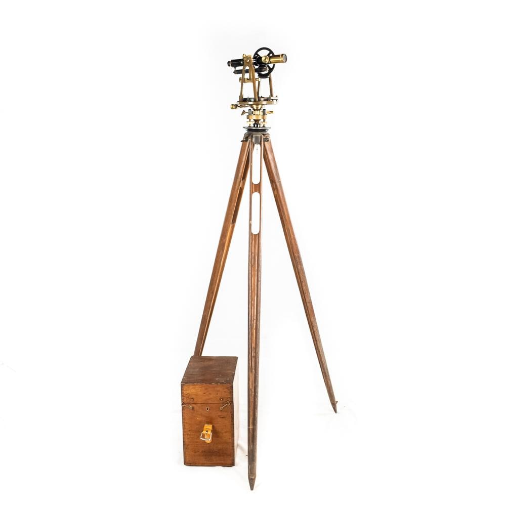 Warren-Knight Model 25C Survey Transit Case/Tripod: This "Sterling" Model 25-C surveying transit was manufactured by the Warren-Knight Co. of Philadelphia on August 8, 1913. The precision instrument features a 6.25" horizontal limb, a 4.5" vertical