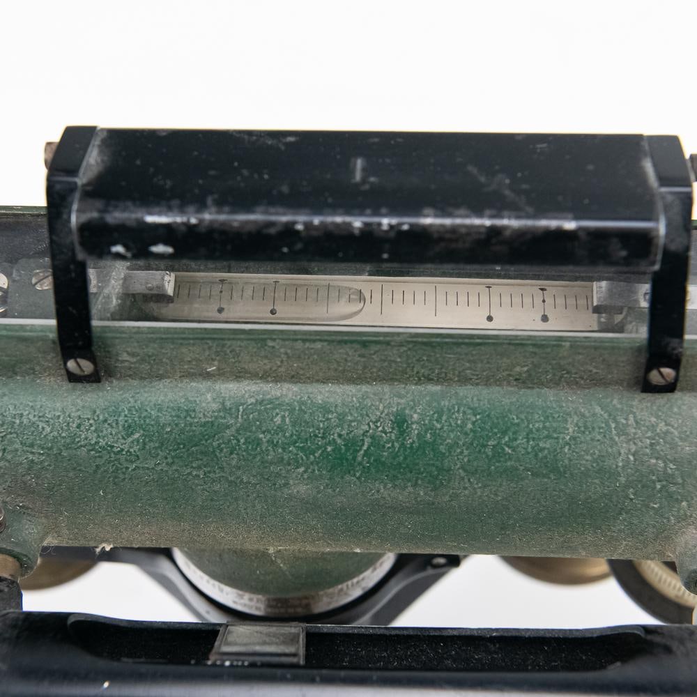 Bausch & Lomb Saegmuller Precise Level - 8