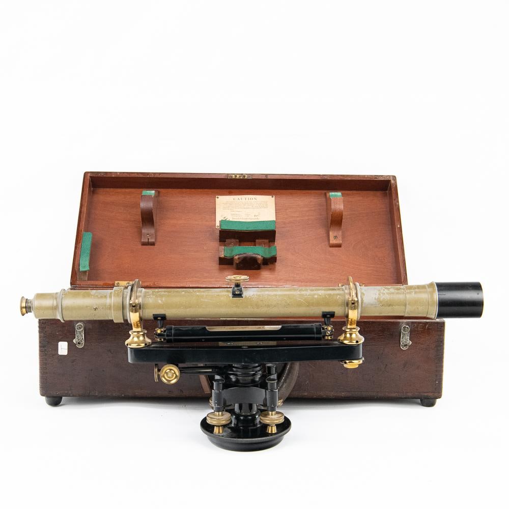 Bausch & Lomb Model 121 Wye Level (1 of 12)