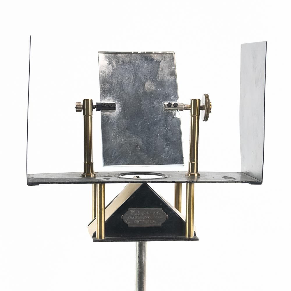 Antique Max Kohl Optical Apparatus - 2