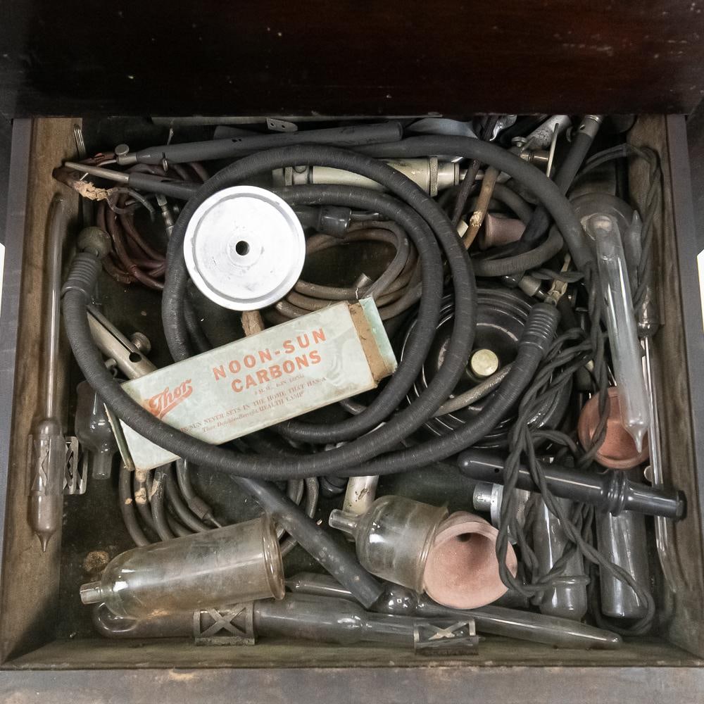 Early 20th C. Electrotherapy Cabinet - 3