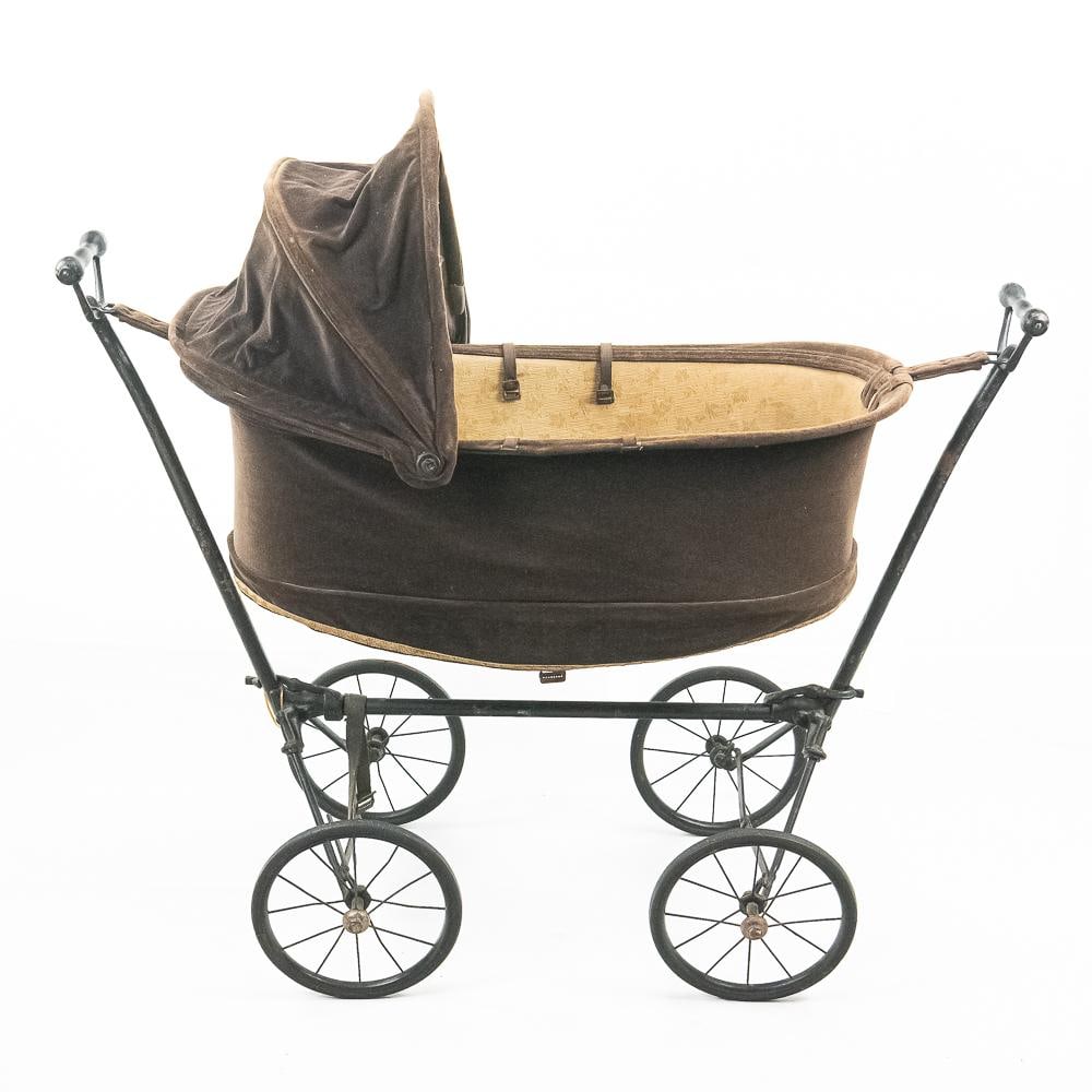 1920 Cozy Baby Carriage Co. Kozekar (1 of 12)