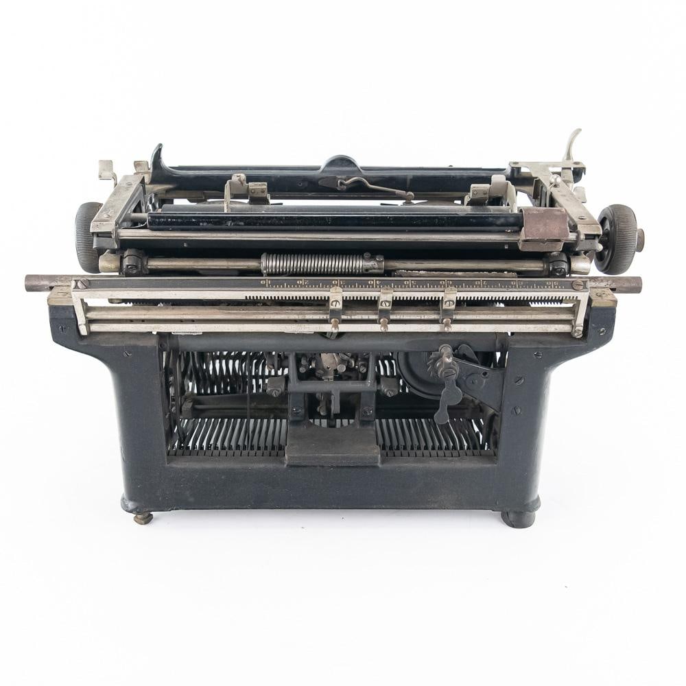 Underwood No. 5 Typewriter - 6