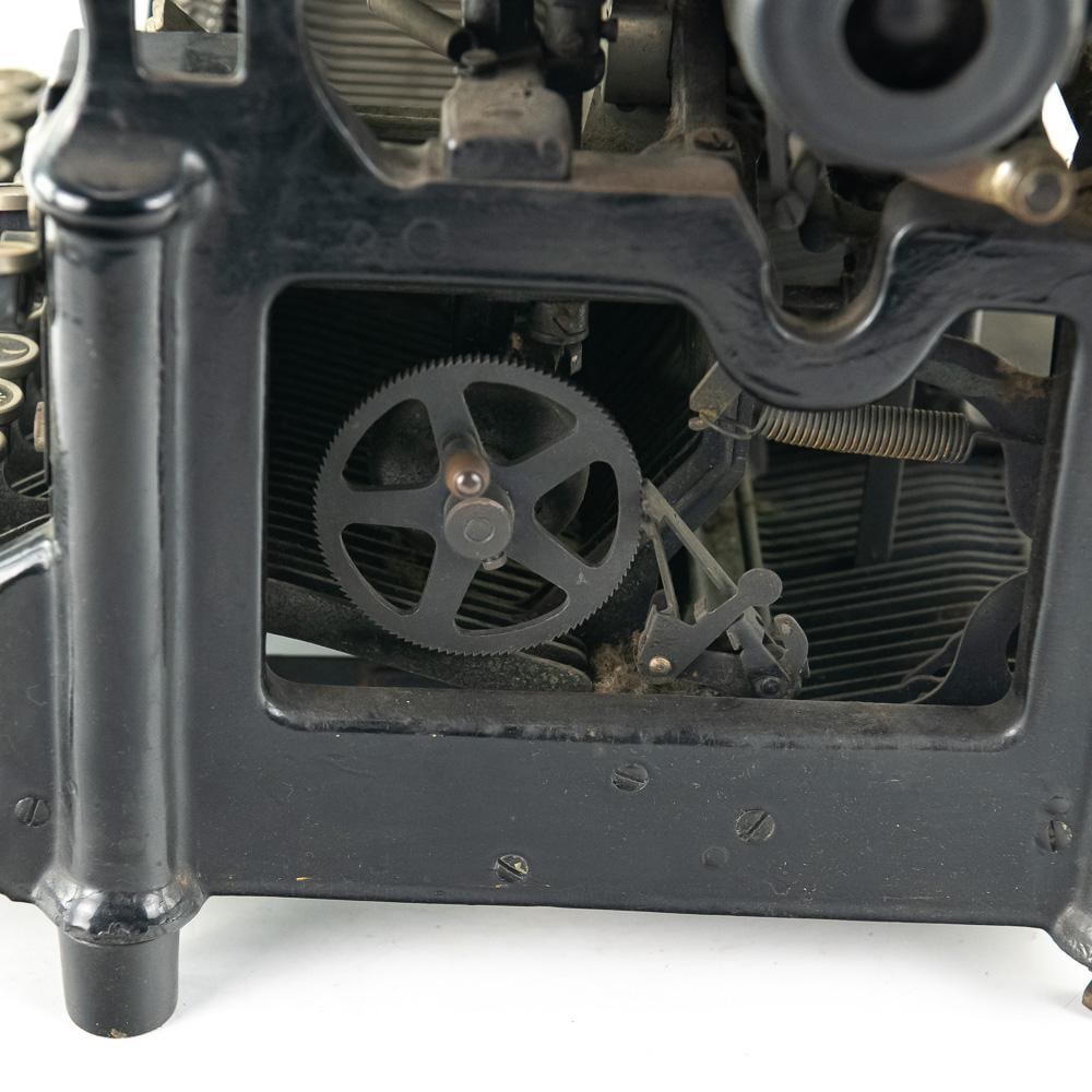 Underwood No. 5 Typewriter - 8