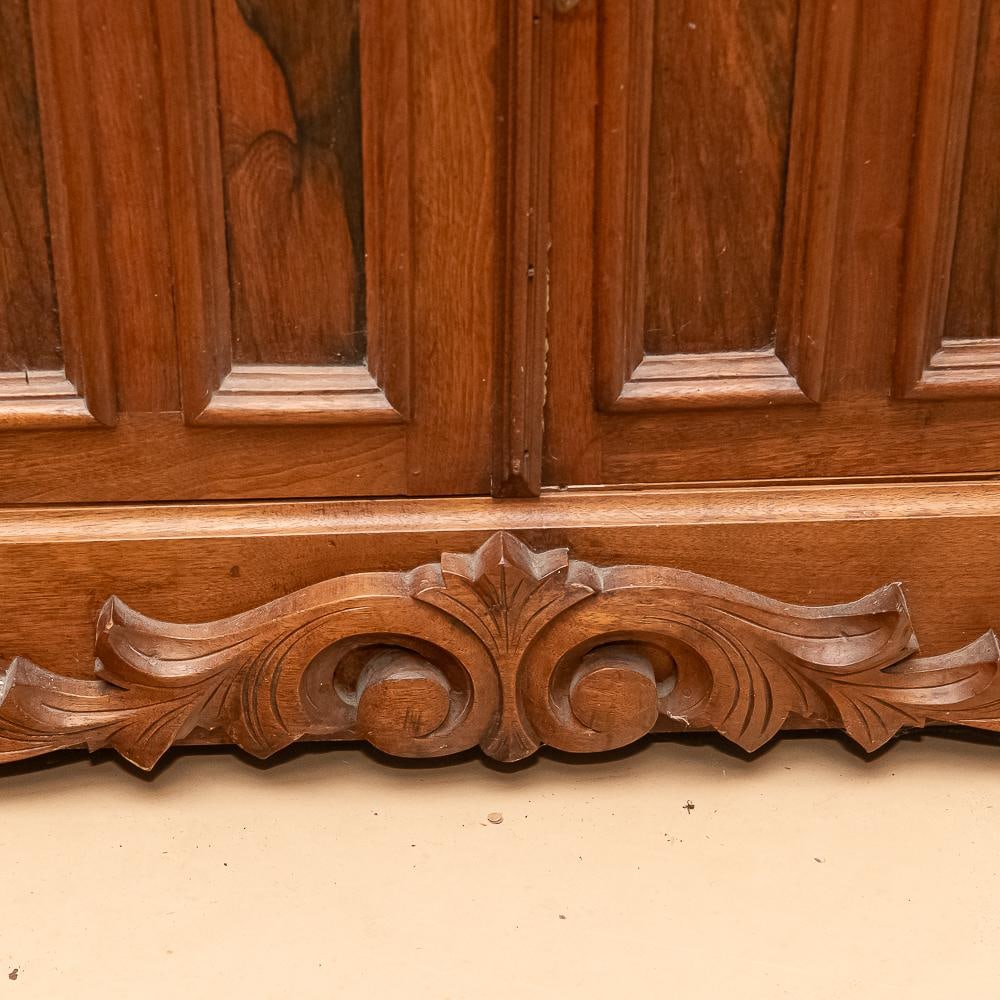 Large Victorian Walnut Bookcase with Mail Sorter - 9