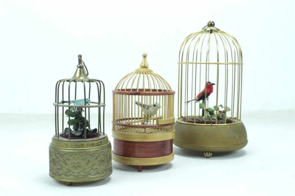 Three Mid to Late 20th Century Music Boxes With (1 of 10)