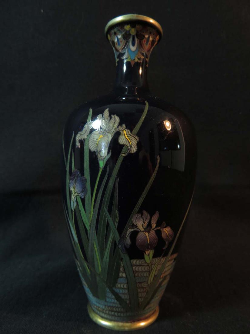 Japanese Cloisonne Vase Iris Flower Water Ota ?: TYPE:Antiques SUB TYPE:Vase REGION:Asia SUB REGION:Japan MEDIUM:Cloisonne SGD/UNS: TITLE:Japanese Cloisonne Vase Iris Flower Water Ota ? CATALOG NOTES:Finely wired small Japanese Meiji period cloisonn