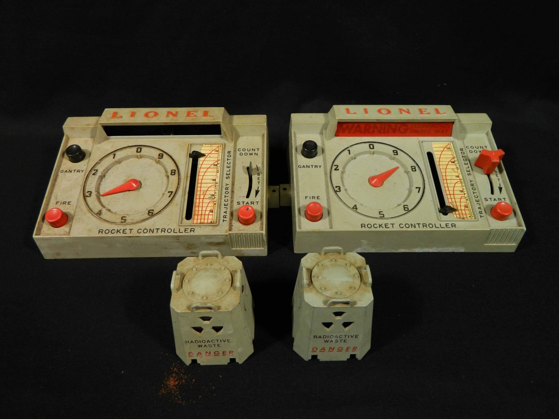 Lionel Rocket Controllers,  Waste Containers (1 of 6)