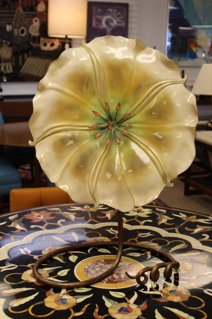 Vintage Glass Flower Sculpture w Brass Base: For your consideration is a gorgeous, glass flower table sculpture on a brass base. The dimensions are 16" W x 11" D x 25" H.