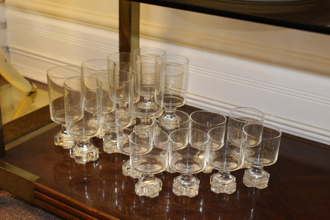 Set of 16 Steuben Style Clear Drinking Glasses (1 of 4)