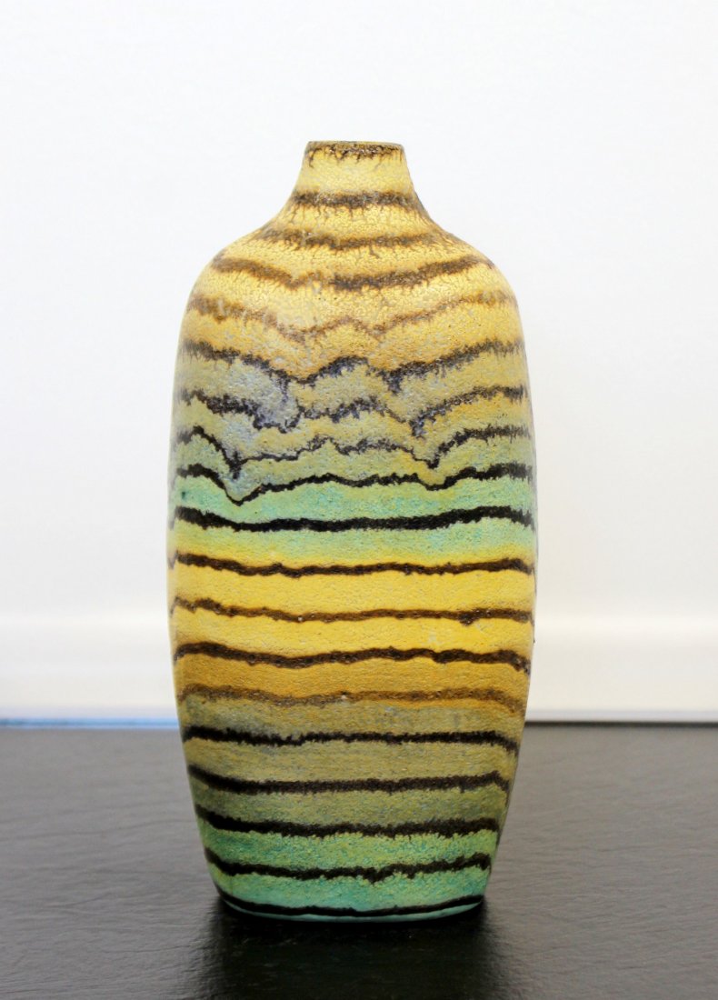 Rare Marcello Fantoni Raymor Ceramic Vase Italy 1950s: For your consideration is a magnificent and rare, ceramic art vase or vessel, signed on the bottom by Marcello Fantoni for Raymor, made in Italy in the 1950s. The dimensions are 4" W x 2.5" D x 9" H.
