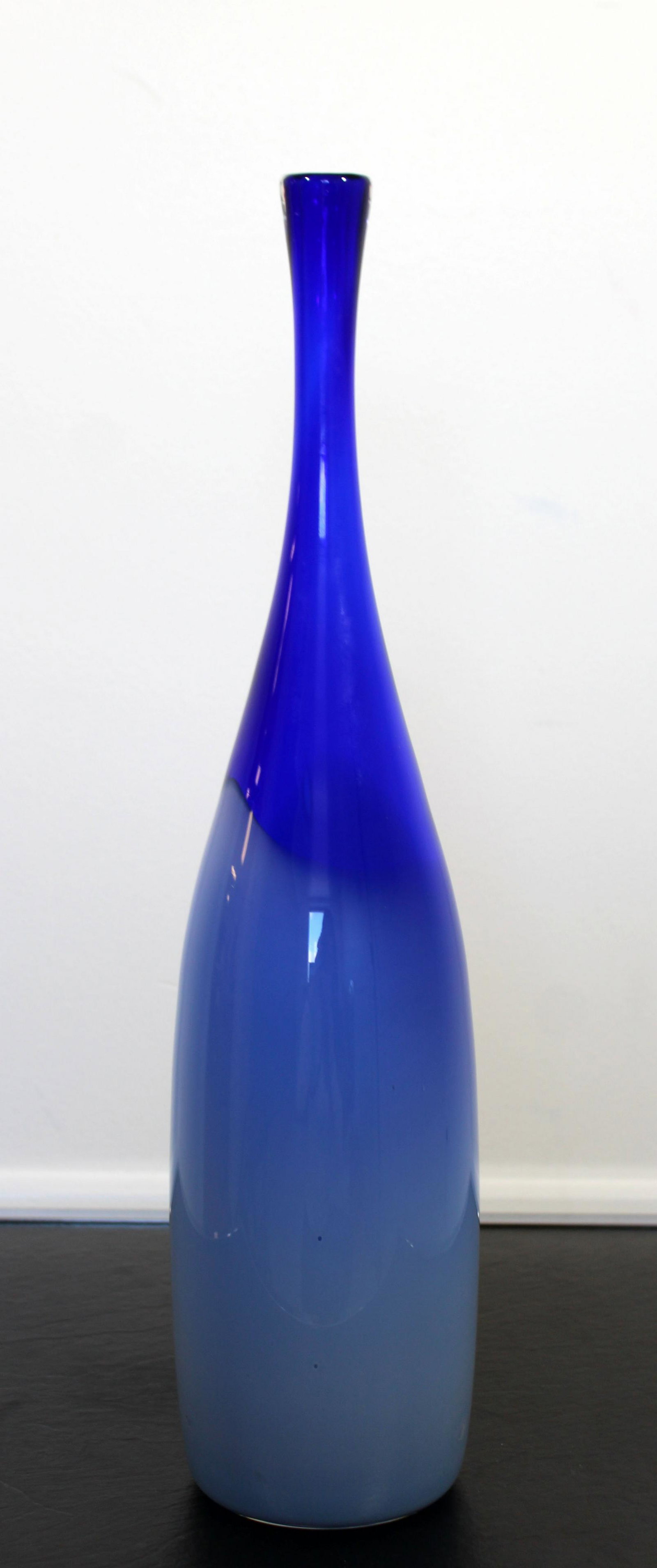 Modern Tall Blue Italian Glass Art Vase Sculpture 1970s: For your consideration is a lovely, tall, blue glass vase, with a narrow mouth, made in Italy. In excellent condition. The dimensions are 4" Dia x 17.5" H.