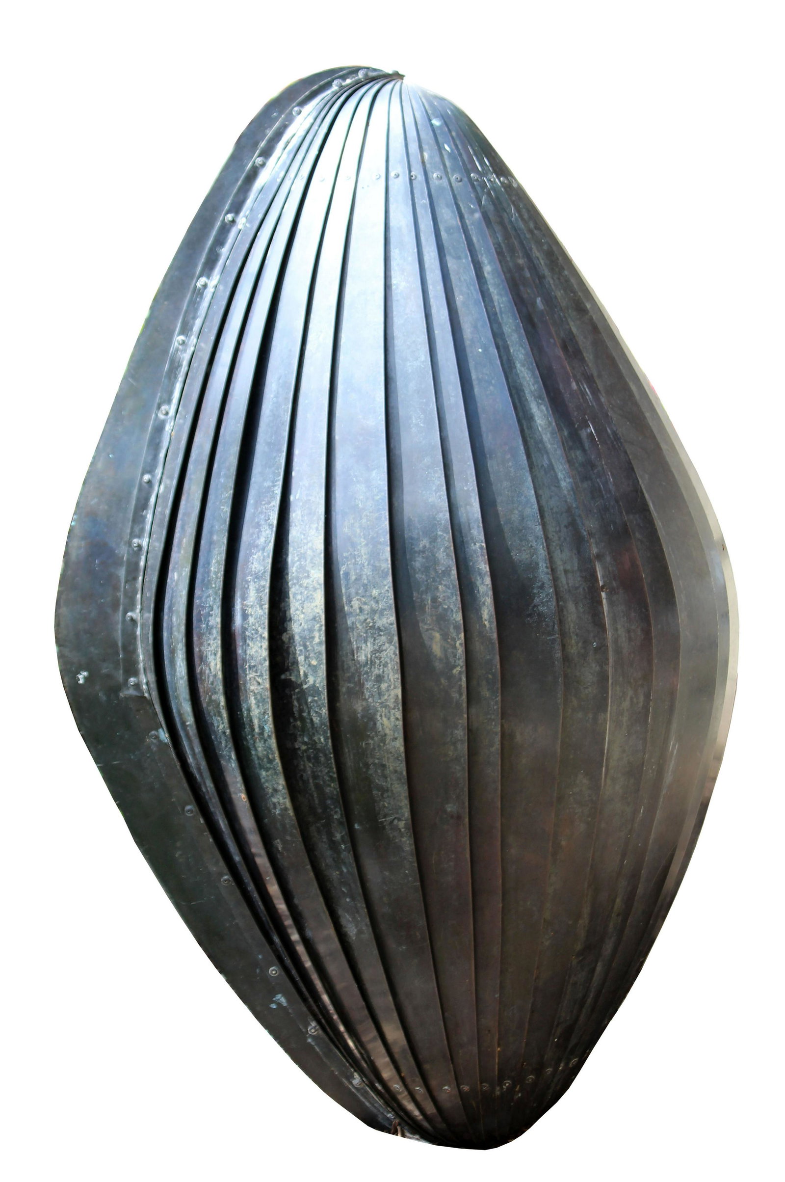 Sandra Osip Metal Indoor or Outdoor Abstract Pod: For your consideration is a Large Metal Organic shaped Sculpture by Sandra Osip. Osip born and raised in Detroit is now living and creating her art in Brooklyn New York. This is a Great conversation p